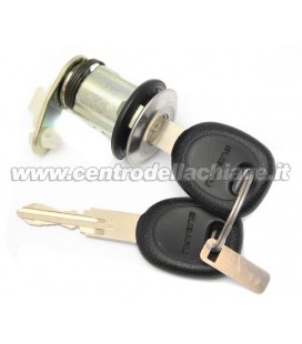 serratura porta destra Subaru - X5741AA030