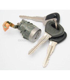 serratura porta destra Mazda - EA2576210E