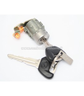 serratura porta sinistra Mazda - G0YT76220B