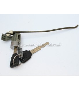 serratura porta sinistra Hyundai - 8190723A10