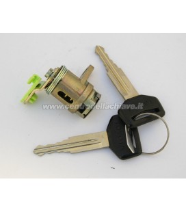 serratura porta sinistra Toyota - 6905220140