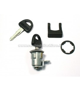 serratura porta sinistra Suzuki - 7740070812