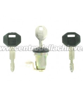 serratura porta sinistra Mitsubihi - MB358850