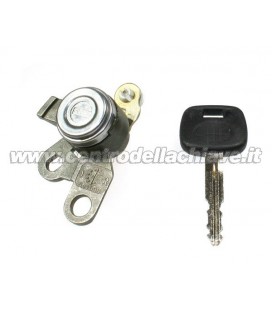 serratura porta destra Toyota Yaris 2005 - 690510D010